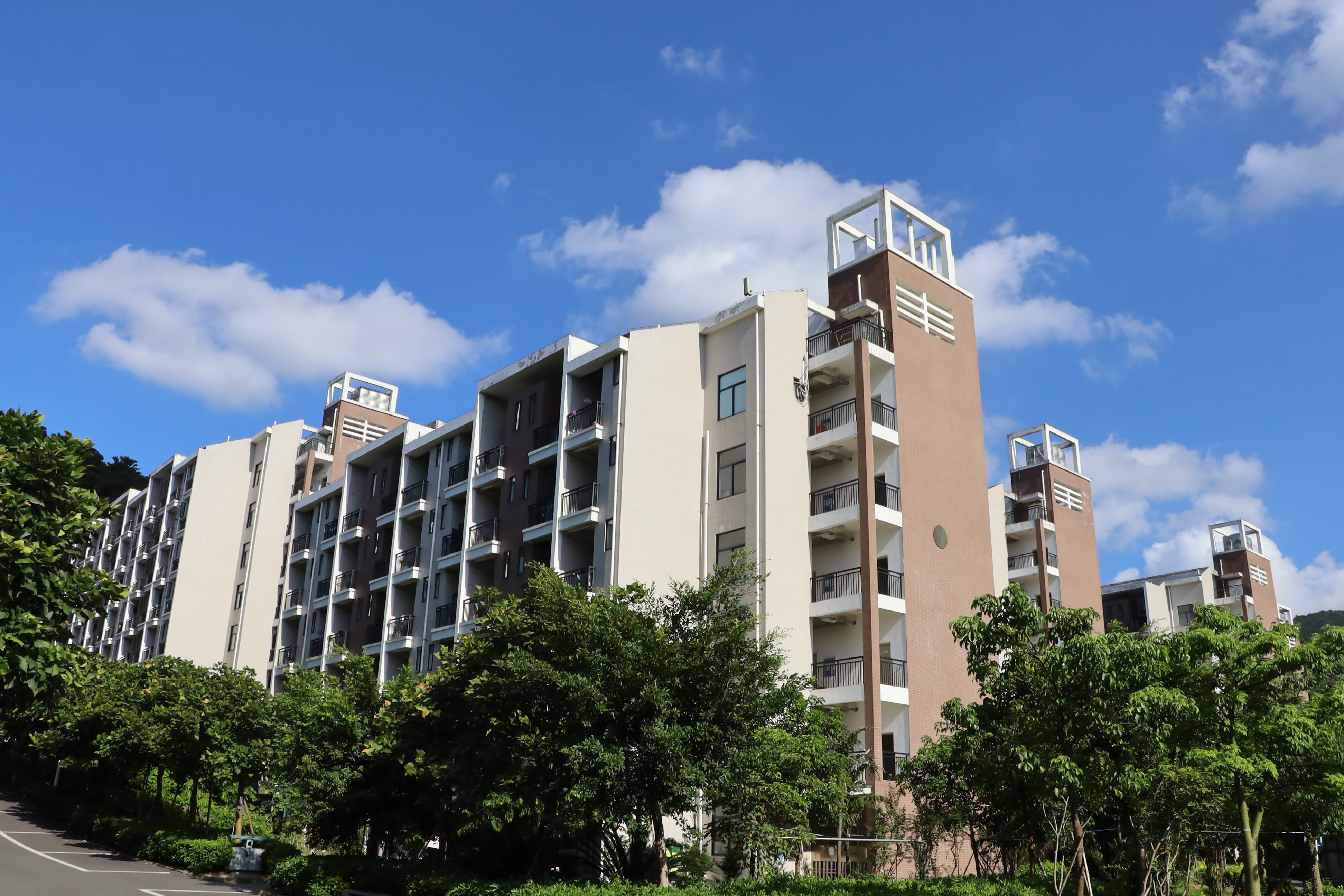 学生宿舍楼群-福州外语外贸学院