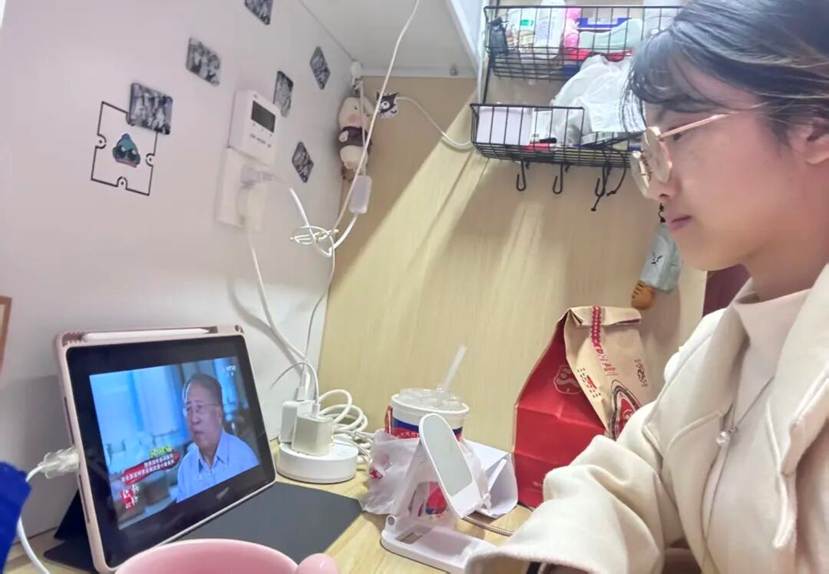 3baf888af163784fad2b183e5176846471b201ea